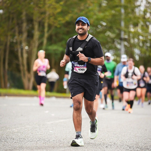 Candid picture of Bhaja during a marathon