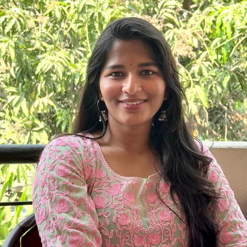 Picture of Deeksha smiling for the picture