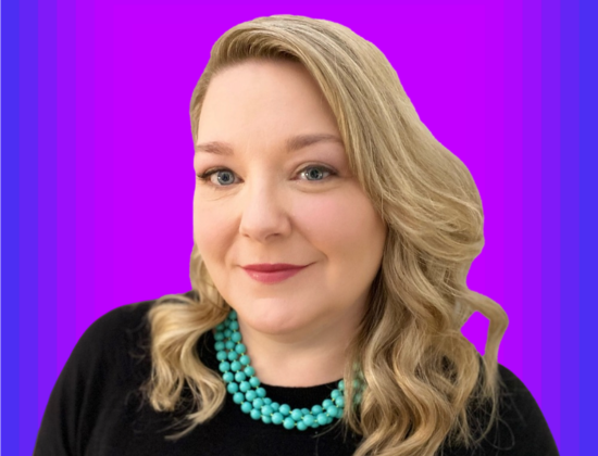 Image of Wendy smiling at the camera